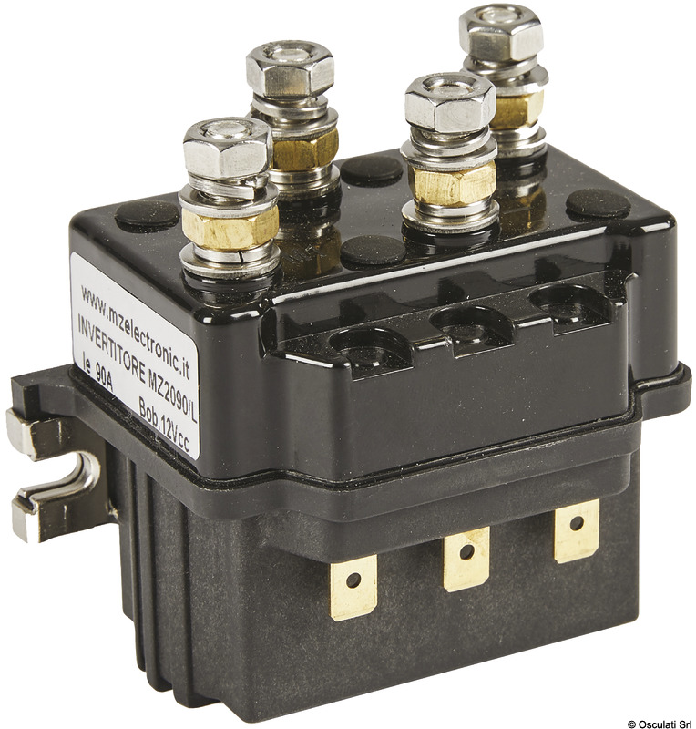 Gruppi di potenza per comando verricelli salpa ancora con motori a 3 o 4 fili o magneti permanenti. Grado di protezione IP56. Abbinabili a tutti i comandi a piede a mano o portatili.