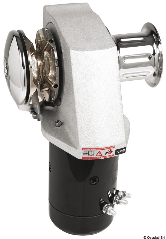 Carcassa in alluminio anodizzato, barbotin in ottone cromato. Sensore contametri e tendicima integrato. Teleruttore e leva sbloccaggio frizione inclusi.10 mm ISO standard, per catena da 10 mm DIN766 ordinare barbotin.