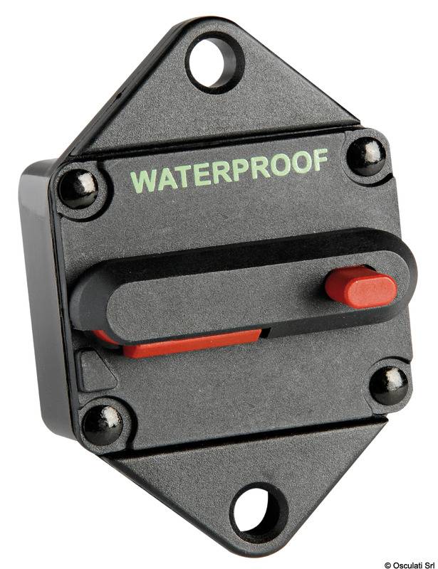 Riarmabili e sganciabili tramite apposita levetta, svolgono contemporaneamente funzioni di fusibile ed interruttore.Fabbricati in accordo con le norme USA SAE J1171 / SAE J1625. Voltaggio ammesso: max 42 V, temperatura d'esercizio: -32° + 82°.Diametro perni 6 mm. x2. IP67 Weatherproof.Con terminali elettrici da 1/4".