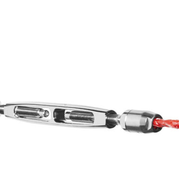 In acciaio inox 316 lucidato.
