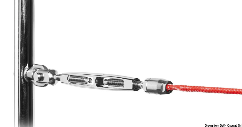 In acciaio inox 316 lucidato.