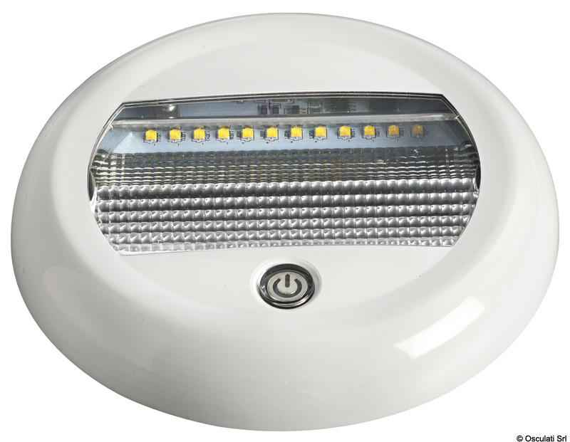 24 LED a luce riflessa in una carcassa stagna ultra resistente. Ideale in ambienti difficili come sentine, pozzetti, flybridge ed in generale ove necessiti una forte luminosità unita ad una elevata robustezza. Accensione touch-control con spia luminosa blu. 3 livelli di luminosità selezionabili.