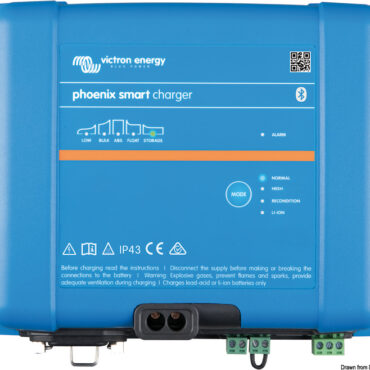 VICTRON Smart IP43 Charger 12/50(3) 120-240V