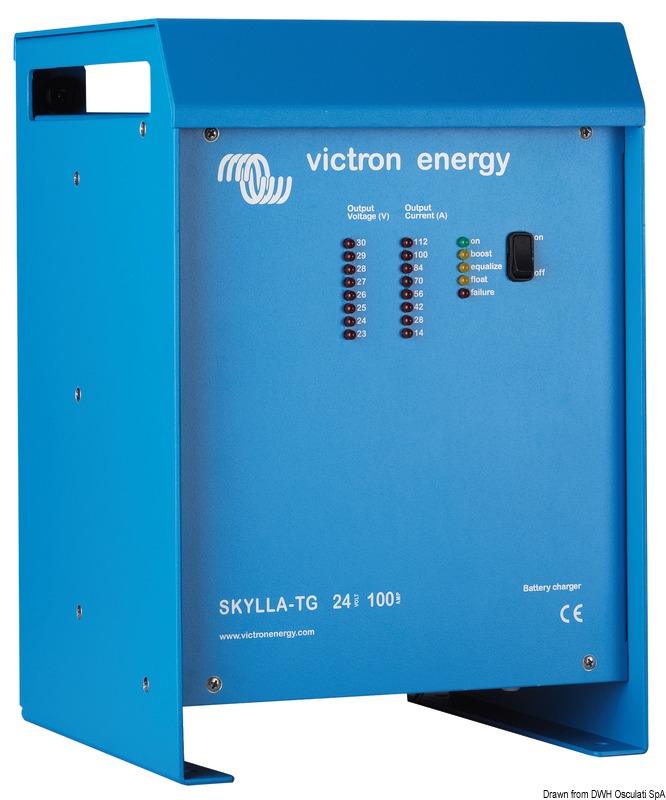 Carica a 3 stadi IUOU con microprocessore che adatta perfettamente il tipo di carica richiesto dalla batteria, funzione molto importante con le batterie sigillate. Due uscite isolate. La seconda limitata a 4 A è dedicata alle batterie avviamento. Sistema automatico di compensazione temperatura batteria. Importante per le batterie sigillate perchè ne allunga la vita.Dati tecnici: Carcassa alluminio; Sensori temperatura interni + sensore temperatura batteria; Ventilazione forzata; Protezioni contro corto circuito, inversione polarità, surriscaldamento.