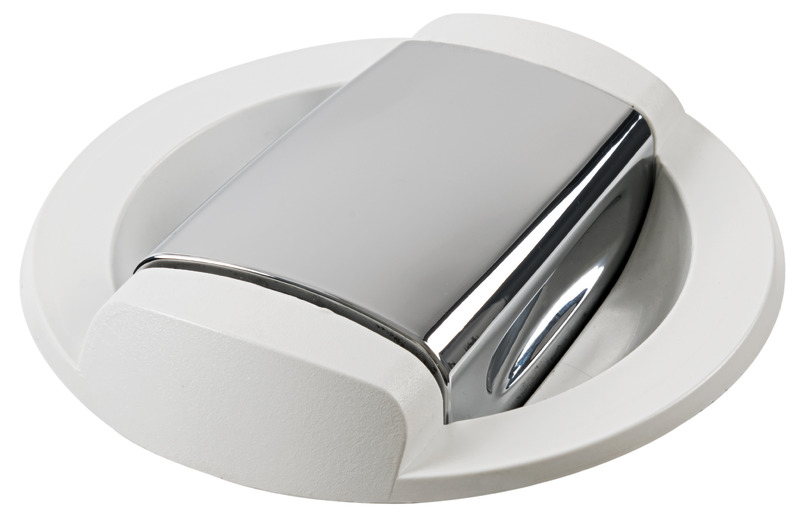 Doccia Saturn solo fredda, estetica flat , a scomparsa, installazione orizzontale o verticale.Vano doccia provvisto di una guarnizione antivibrante.Regolazione del flusso d’acqua tramite bottone push lock che consente di bloccare il getto d’acqua.