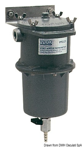 Elemento filtrante in acciaio inox. Il flusso centrifugo separa le particelle più piccole, con un’azione filtrante eccezionale. Universale per tutti i motori. Costruito con materiali a norme RINA.