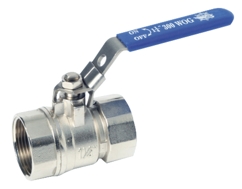 In ottone cromato. Maniglia in acciaio inox con fermo forato per inserire un lucchetto. Ideali per rispettare la norma ISO 8099 per lo scarico acque nere.