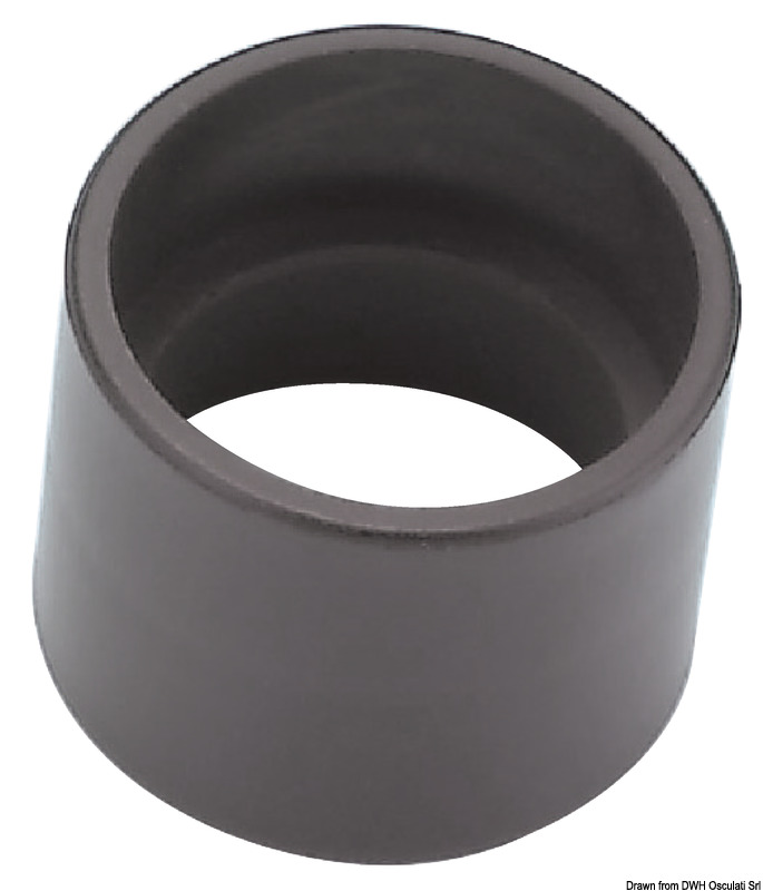 Fabbricato in plastica, permette di raccordare tubazioni da 1"1/2 - 1" - 3/4". Portagomma 20/25/38 mm. Può essere modificato previo taglio usando l'adattatore SLEEVE per collegare 2 raccordi da 1" 1/2.
