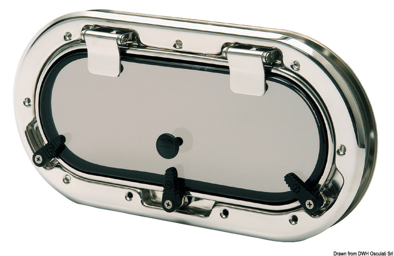 In acciaio inox AISI 316 lucidato a specchio, con le seguenti caratteristiche tecniche: viti esterne invisibili; angolo accentuato di drenaggio acque; completi di controflangia e zanzariera; galletti di fermo regolabili e non sporgenti; parte trasparente in acrilico fumè; approvati CE area 1 categoria 1; particolare sistema di fissaggio: l'oblò si accoppia con la controflangia in una sola operazione rapidissima, che significa risparmio di manodopera per il cantiere.