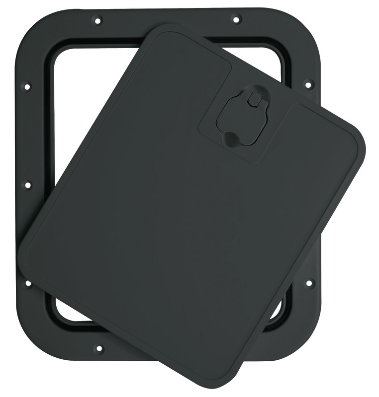 Superficie molto robusta e antisdrucciolo. Chiusura del coperchio Splash-Proof con guarnizione in neoprene. Montaggio a filo. Si possono usare come portelli per gavoni, vasche da pesca, oppure come portelli di ripostigli e paratie frontale a baionetta che si estrae per facilitare l'accesso. Ideale per installazioni in console con panca guida vicina.
