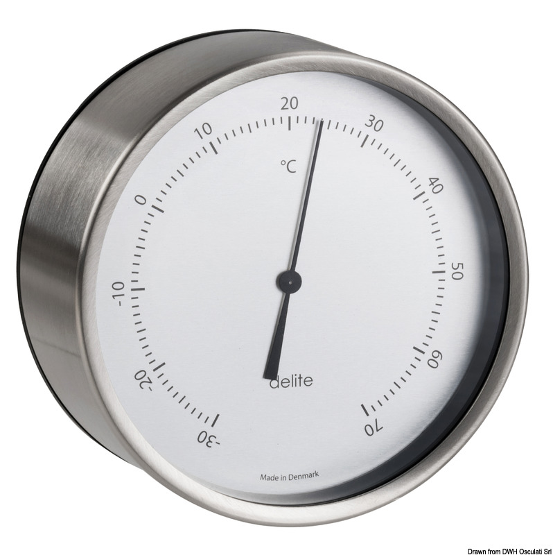 Carcassa realizzata in acciaio inox satinato.Sistema di fissaggio a parete incluso.