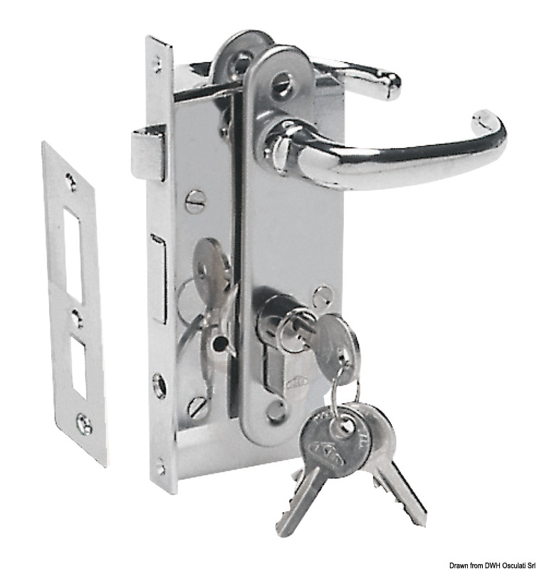 In ottone cromato. Quadro 8 mm.