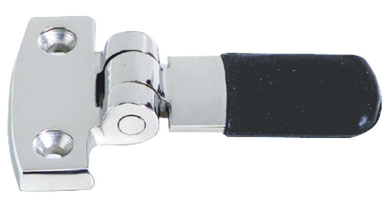 Completamente in acciaio inox AISI 316 lucidato, con battuta rivestita in PVC antiurto.