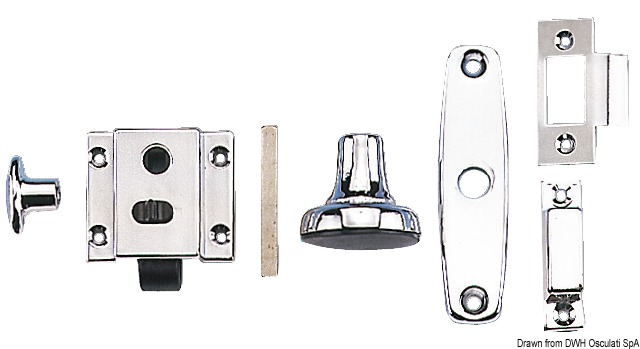 In ottone cromato + nylon cromato + acciaio inox, da appoggiare, con blocco dall’interno e scontro a incasso o a cassetto. Ideale per WC e cabine.