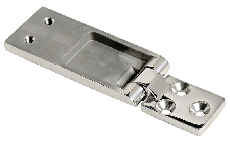 In acciaio inox AISI 316 lucidato a specchio.