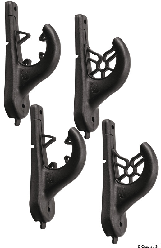 Robusto portacanne modulare (si può usare singolo o in serie fissandolo al precedente).Adatto per impugnature da 25 a 38 mm.Si può montare a parete o a soffitto.Inserti in gomma per protezione dell’attrezzatura.Predisposto per cinghia elastica (non fornita) per un fissaggio definitivo della canna.Venduto a coppia (4 pz) per n°2 canne.