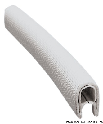 In PVC armato semiflessibile.