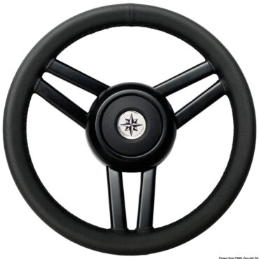 Volante rivestito in pelle nera cucita a mano, razze e mozzo in acciaio inox verniciate in nero satinato. Attacco universale.