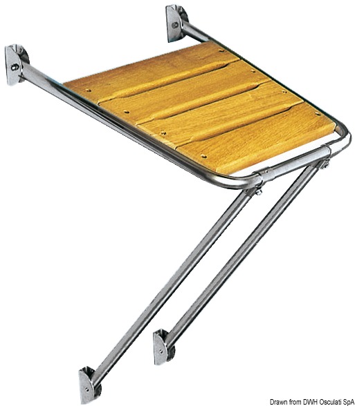 In acciaio inox, Il grigliato é realizzato in Iroko.