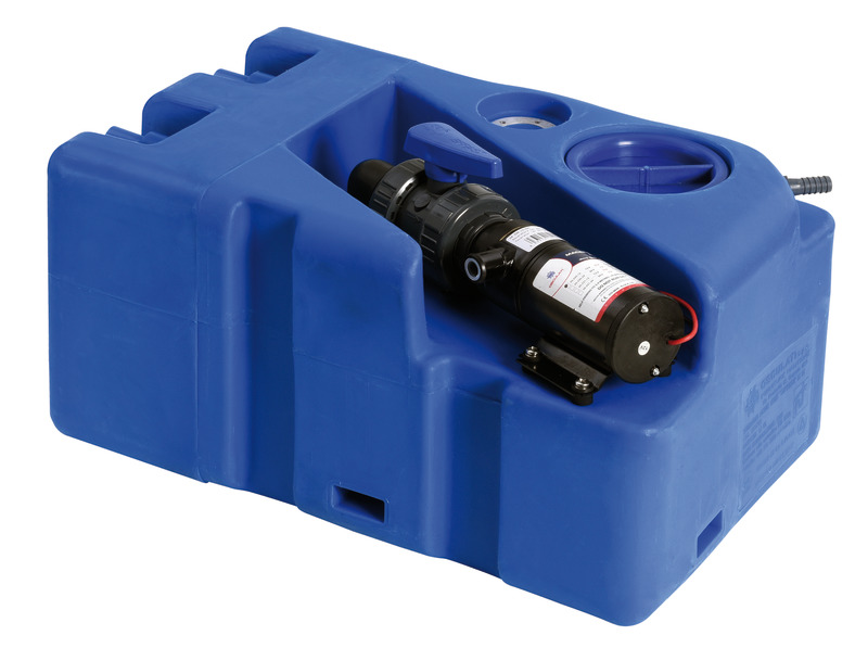 Fornito già montato e pronto all’installazione. Compatibile con tutti i wc elettrici e manuali. Completo di: maceratore elettrico; sfiato con portagomma Ø 16 mm; incavi per ganci di fissaggio 52.195.00; valvola di intercettazione per poter staccare il maceratore in caso di manutenzione; flangia 5 fori pre-forata per sensore di livello (sensore da ordinare a parte); protezione per sensore di livello. Fabbricati secondo ISO 8099.