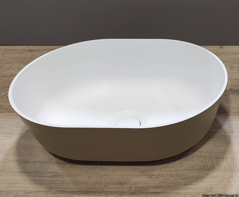 Lavabo in colore Opaco dall’estetica moderna e sottile.Versione con piletta incorporata dello stesso colore “tinta su tinta”.Per minimo 20 pezzi è possibile avere anche la versione Tonda con piletta bianca pre-assemblata.Per minimo 20 pezzi è possibile richiedere verniciatura esterna in RAL.