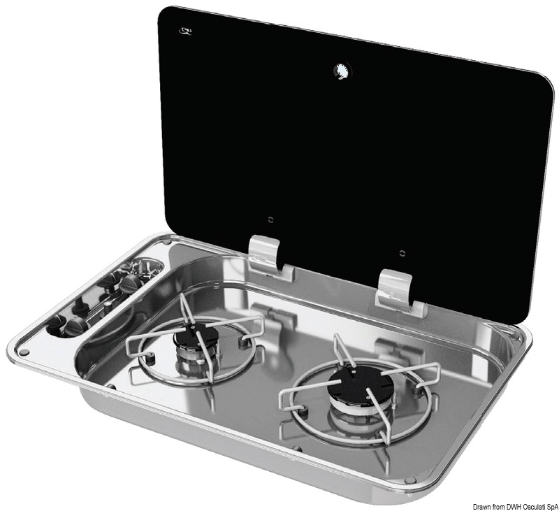 Con coperchio in vetro nero fumè, temperato, autobloccante. Cerniere a scomparsa. Griglia di supporto in inox con gommini antivibrazione.Bruciatori ad alta efficienza. Accensione manuale. Omologazione CE.