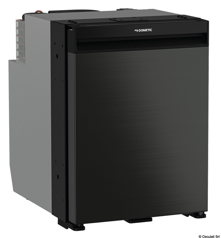 Design innovativo e alta efficienza energetica, con soluzione di raffreddamento 3-in-1: solo frigo, solo freezer o entrambi.La cella freezer può essere estratta con facilità per fare spazio a un frigorifero più grande. - Pannello di comando touch interno con barra a LED;- Installazione porta reversibile;- Maniglia larga completamente integrata per un facile accesso;- Chiusura intelligente per creare uno spazio e consentire l'aerazione;- Compressore leggero, compatto e a risparmio energetico con 3 modalità (Eco/Boost/Silent);- Compressore remotizzabile per la versione da 35 litri per ridurre al minimo la profondità;- Le cornici sono regolabili per installazione standard o ad incasso (vendute separatamente 50.907.XX / 50.908.XX).