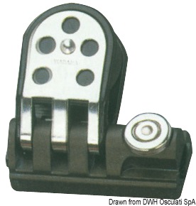 In acciaio inox e pulegge in nylon.