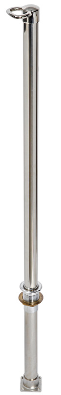In acciaio inox lucidato a specchio con basi in acciaio inox.