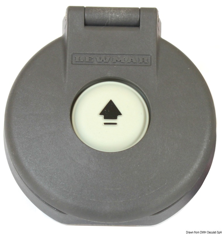 Realizzato in materiale composito, completamente stagno e quindi adatto per il montaggio in coperta; dotato di sportellino apribile.