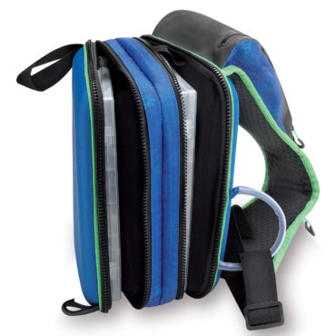 AKAMI MR8 – Borsa Idrorepellente Compatta per Spinning