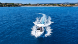 Cosa portare in barca d’estate: la checklist completa per gommone e barca